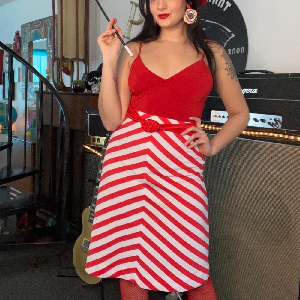70s Vintage Red and White Chevron MIDI Skirt